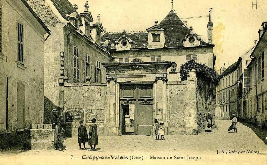 La Maison Saint Joseph Hotel Crépy-en-Valois Buitenkant foto